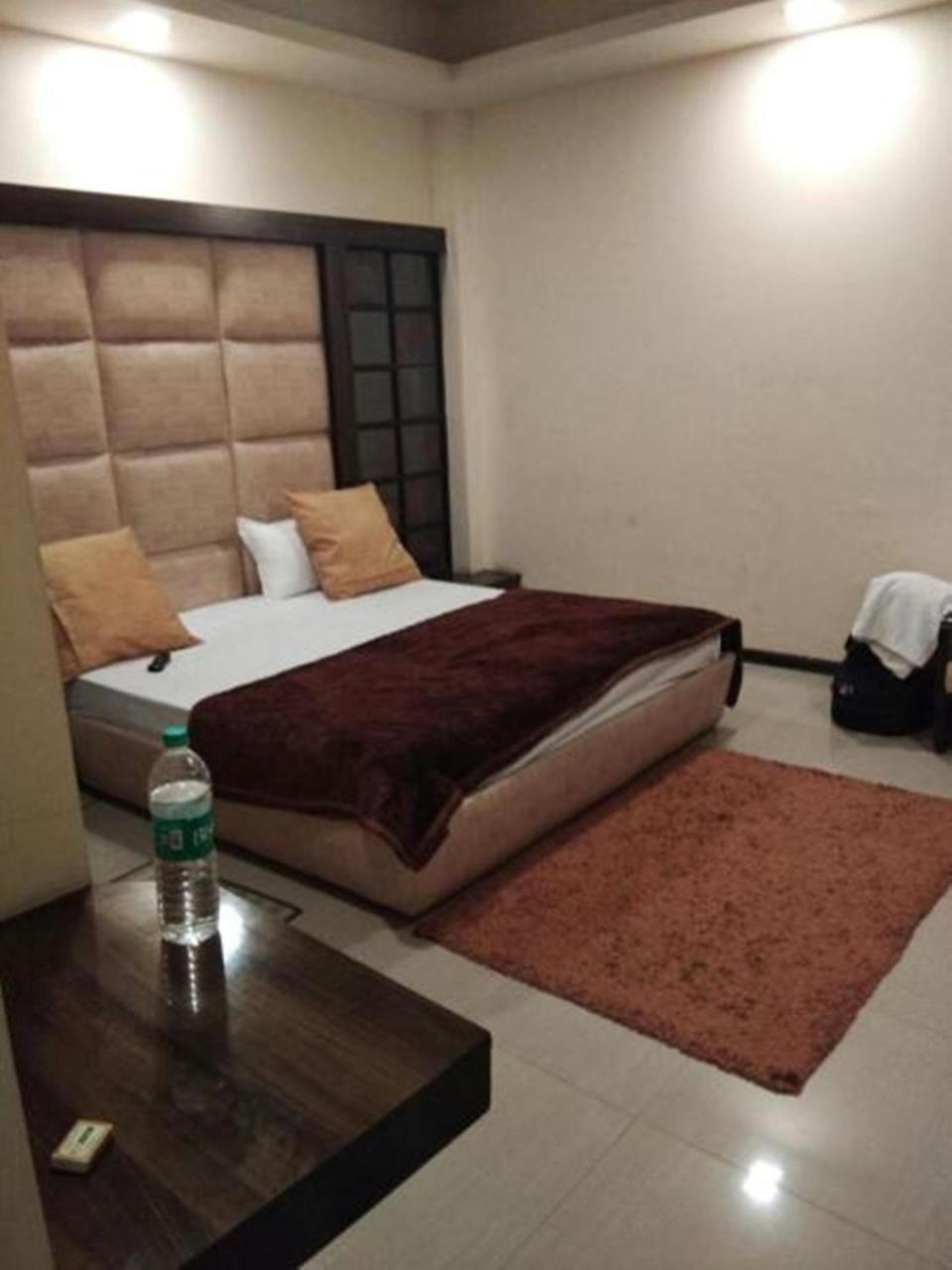 Hotel Shivalik GoldБопал Екстериор снимка