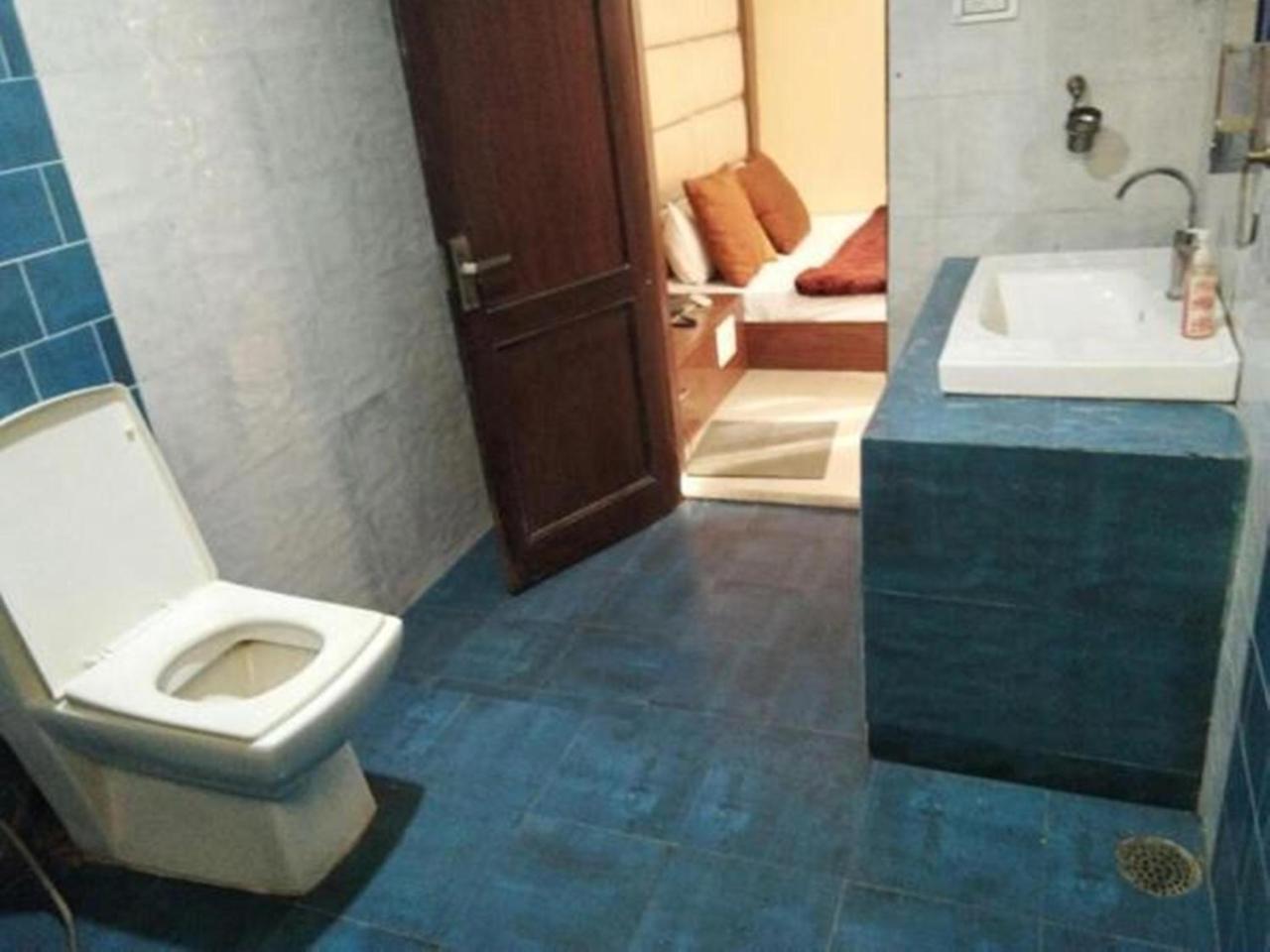 Hotel Shivalik GoldБопал Екстериор снимка